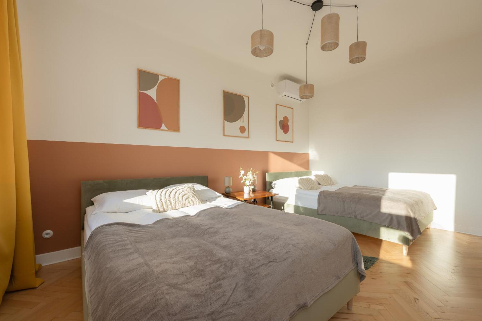 Apartment For 6 People Near Royal Baths Park By Renters Prestige Варшава Экстерьер фото