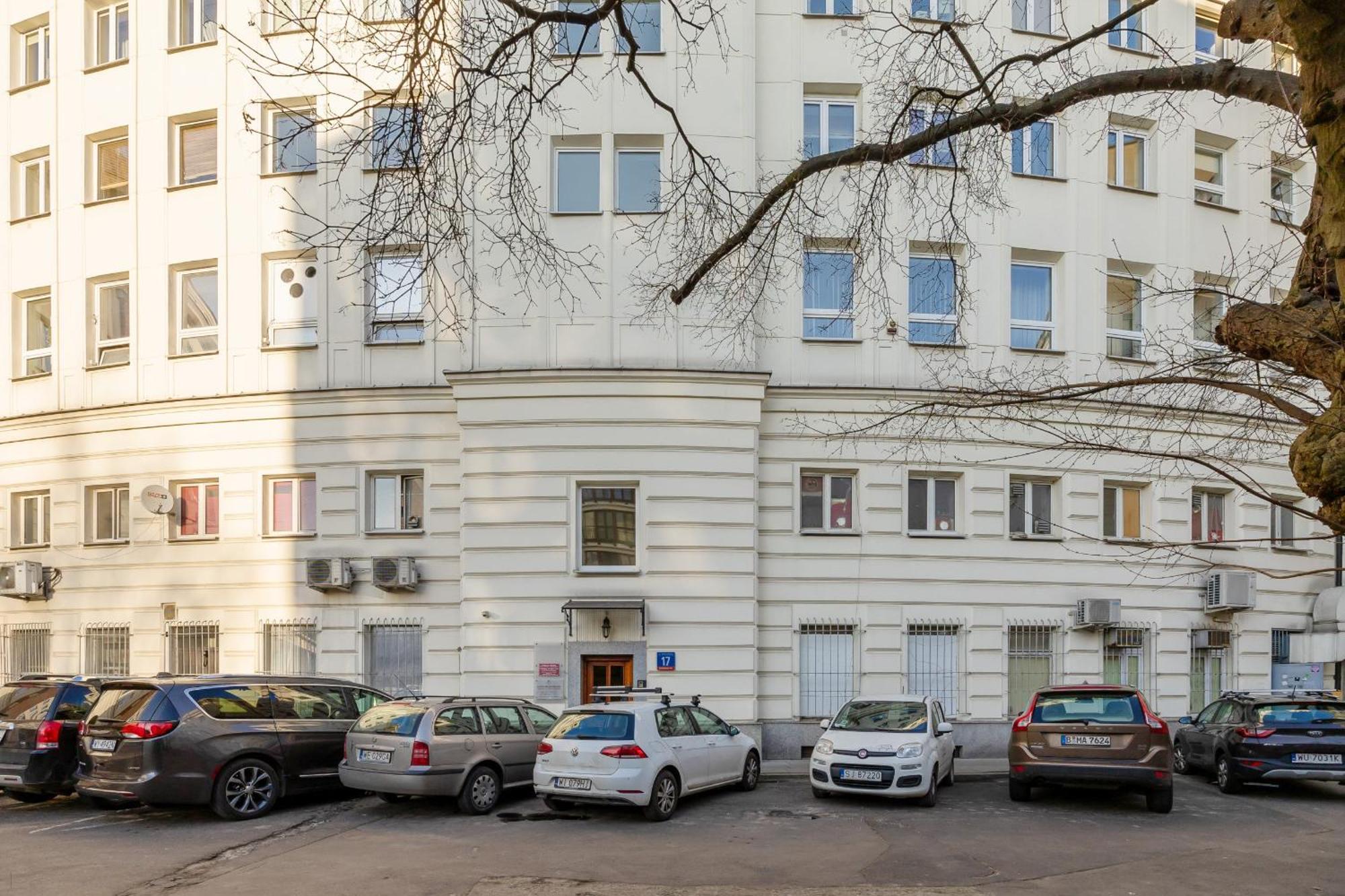 Apartment For 6 People Near Royal Baths Park By Renters Prestige Варшава Экстерьер фото